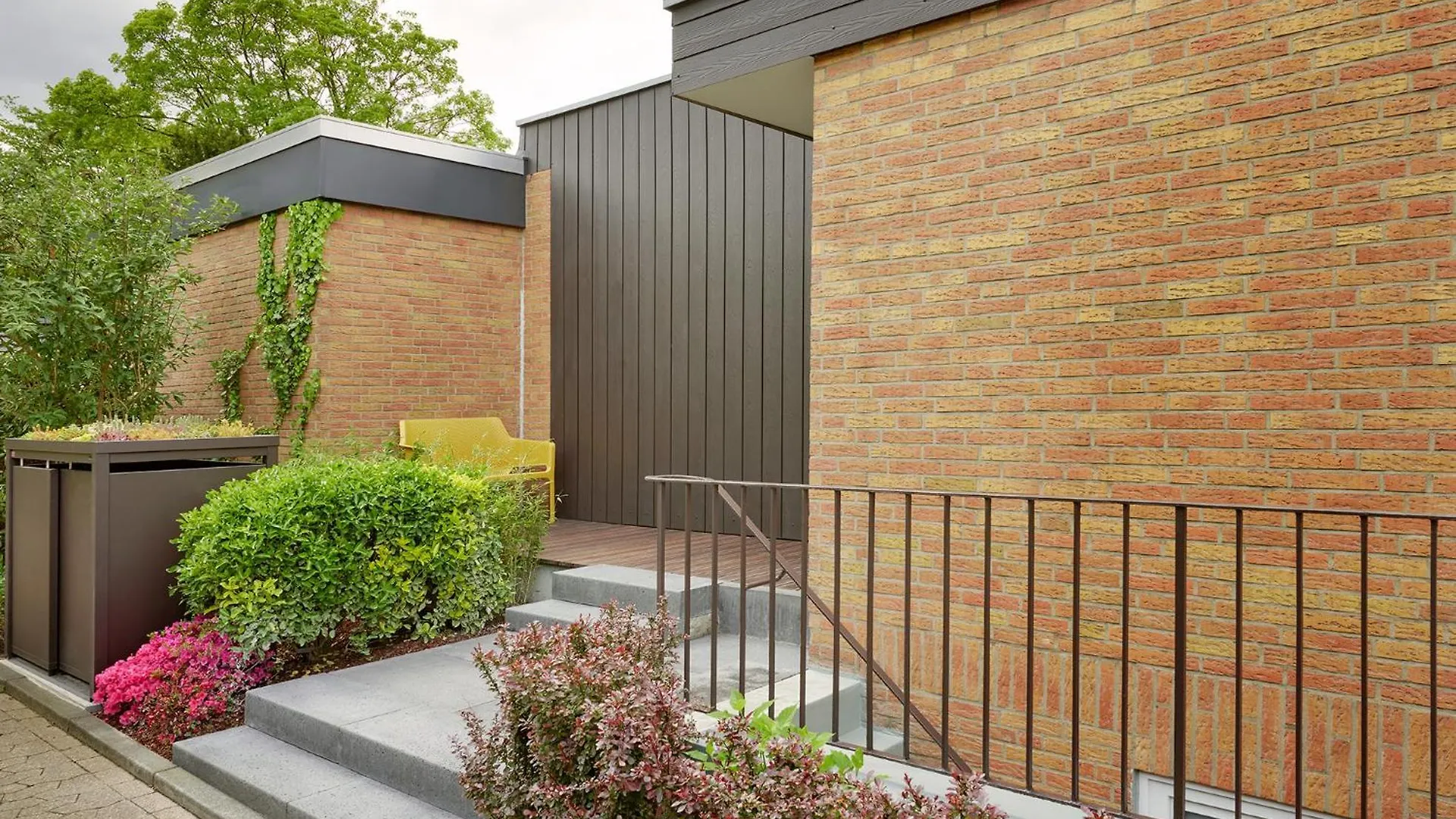 Homefy Luxury Bungalow - 5 Pax - 2 Bath - Garage - Exclusive & Unique Ratingen